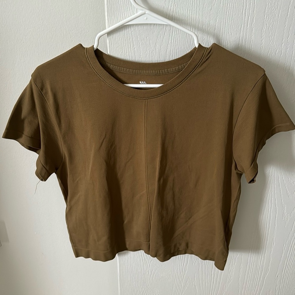 Workout crop top